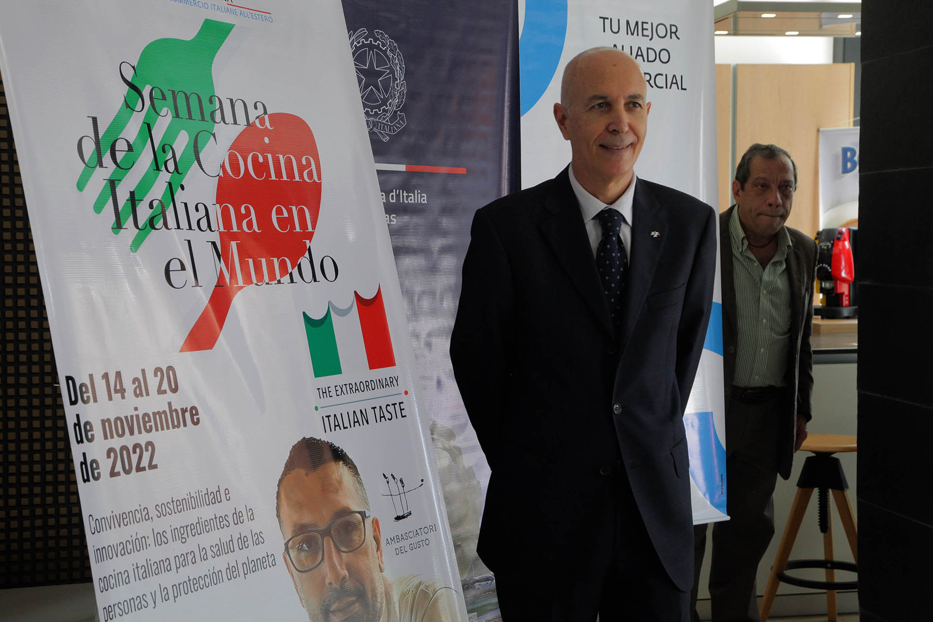 Embajador Placido Vigo, encargado de negocios de Italia en Caracas